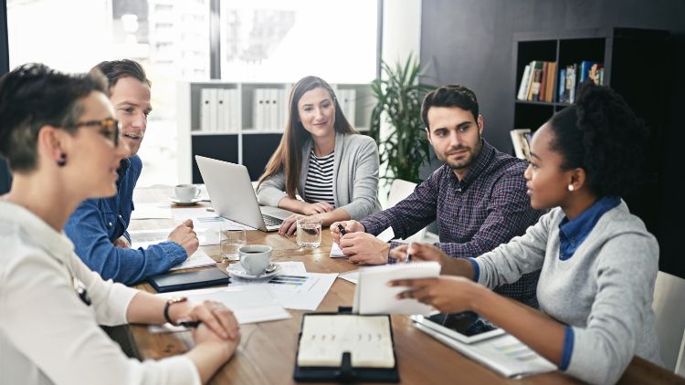 Why Smart Managers Are Moving Beyond Job Titles